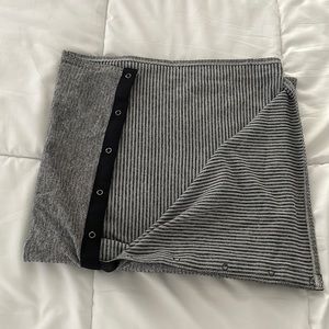 Lululemon snap scarf